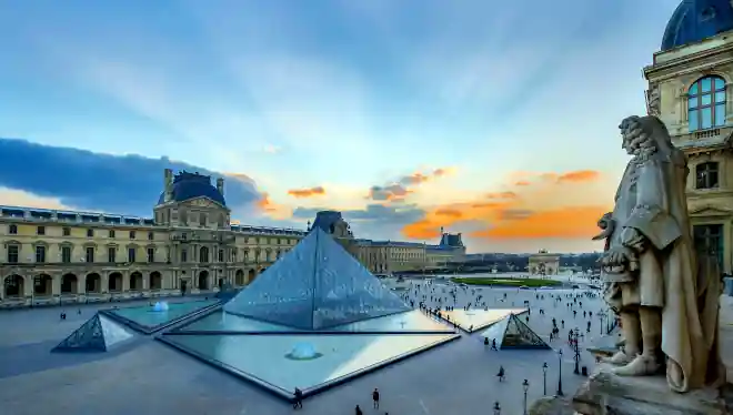 Louvre